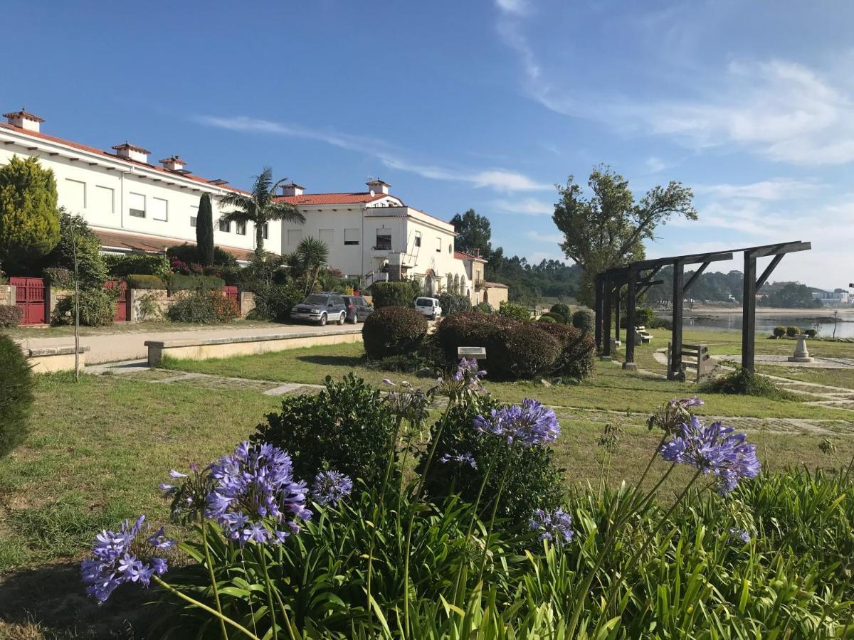 Apartamento En Primera Linea De Playa A Guarda Bagian luar foto