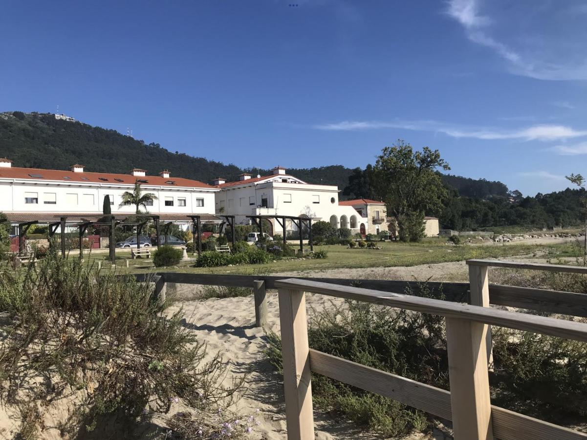 Apartamento En Primera Linea De Playa A Guarda Bagian luar foto
